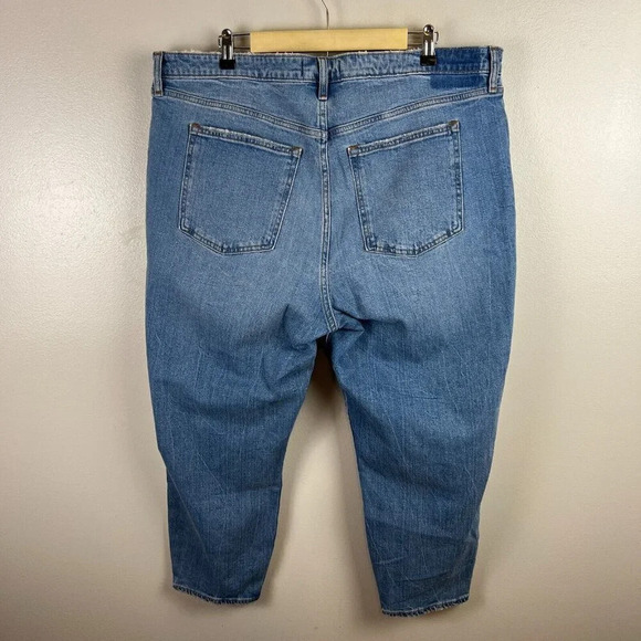 Abercrombie & Fitch Mom High Rise Jeans Size 20 Short Petite Curve Love Straight - Picture 2 of 11